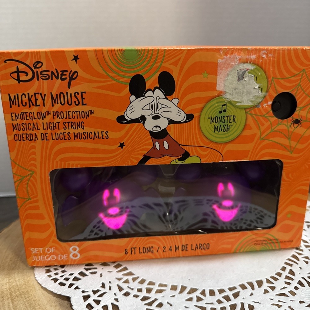 Disney Halloween Mickey Mouse EmoteGlow Monster Mash Bat Lights New Open Box - Picture 8 of 8